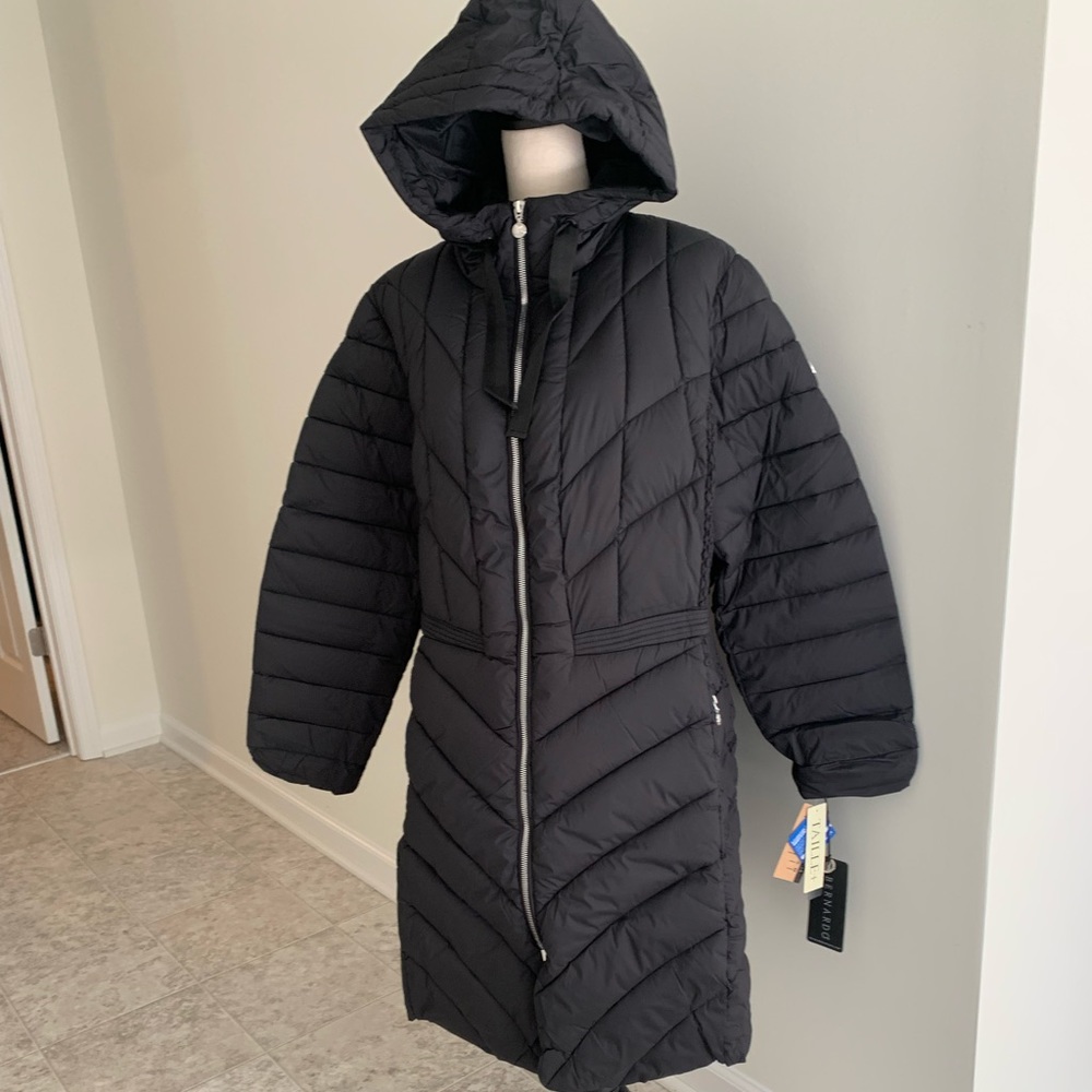 NWT Bernardo Ecoplume soft touch packable coat - Picture 3 of 4